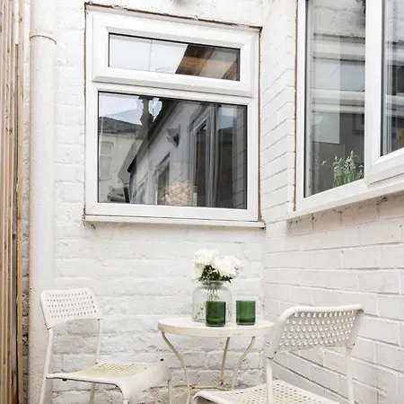 Nyaraló Station House - Long - *