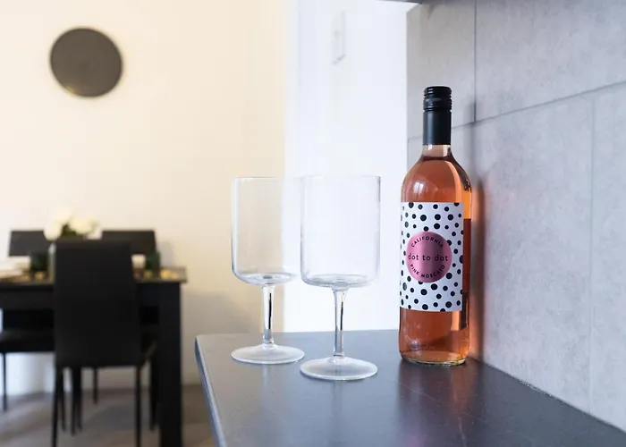 Station House - Long -