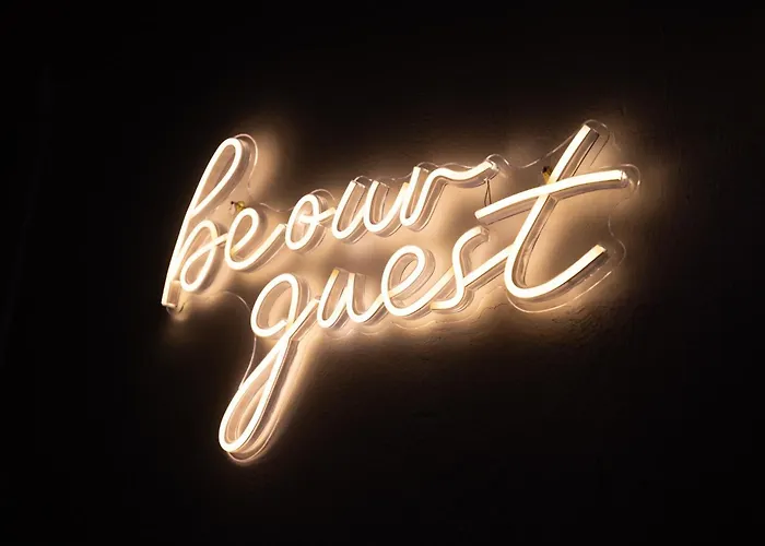 Station House - Long - * York