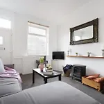 Station House - Long - * York